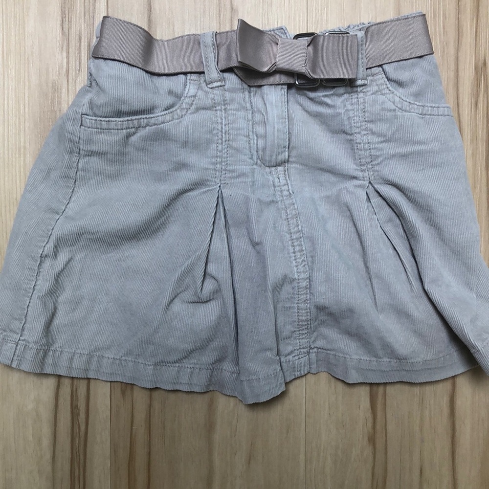 Girls Pleated Corduroy Skort Skirt Short With Attached Grosgrain Bow Belt Sz 5